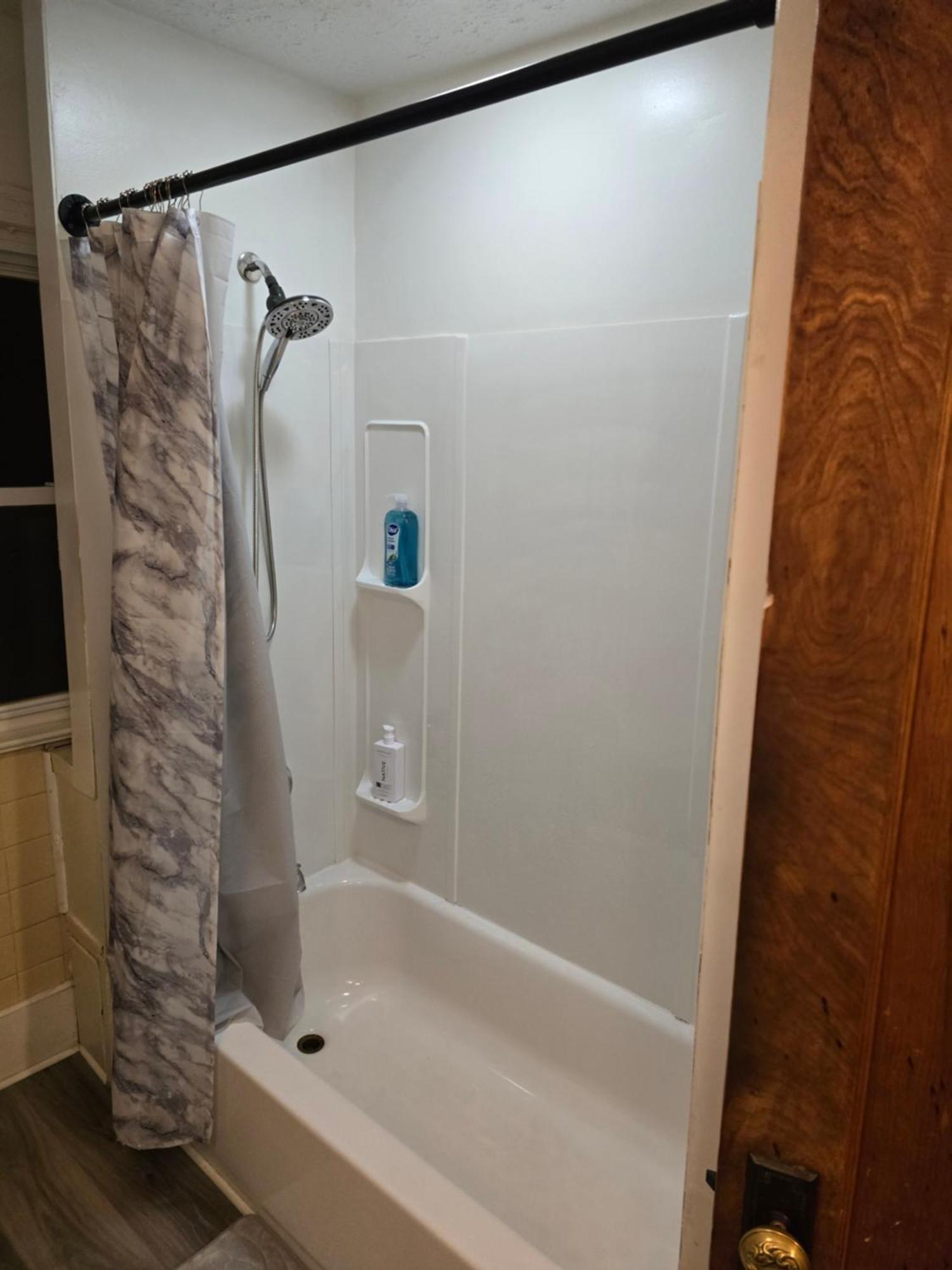 Unit 2 At Oilgate At Oakdale Apartment Akron Bagian luar foto